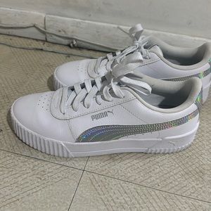 Puma soft foam sneakers size 8